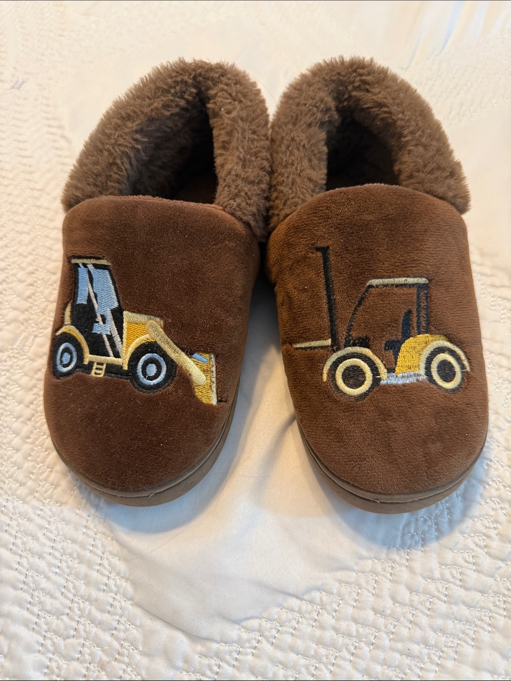 Kids hard bottom Size 3 Brown Plush Tractor Slippers